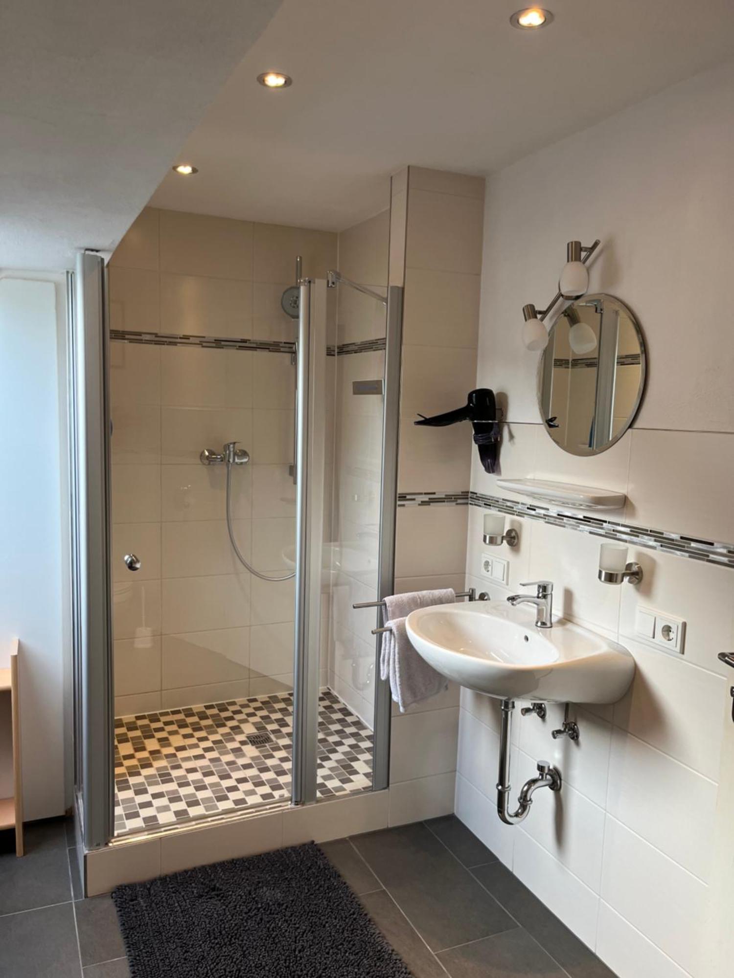 Mosel Ferienwohnung อือร์ซิก ภายนอก รูปภาพ