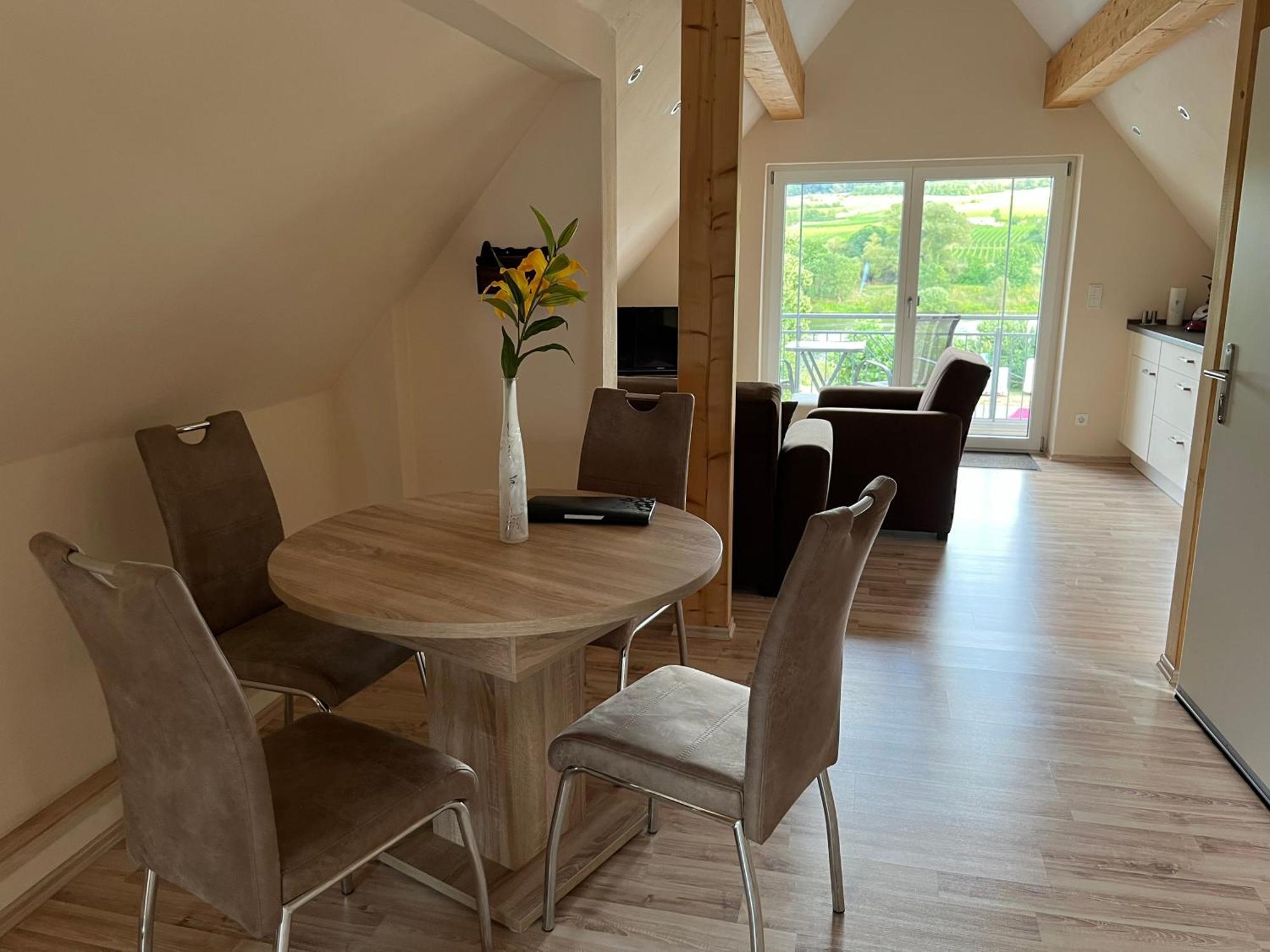 Mosel Ferienwohnung อือร์ซิก ภายนอก รูปภาพ