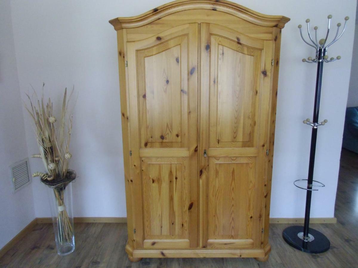 Mosel Ferienwohnung อือร์ซิก ภายนอก รูปภาพ